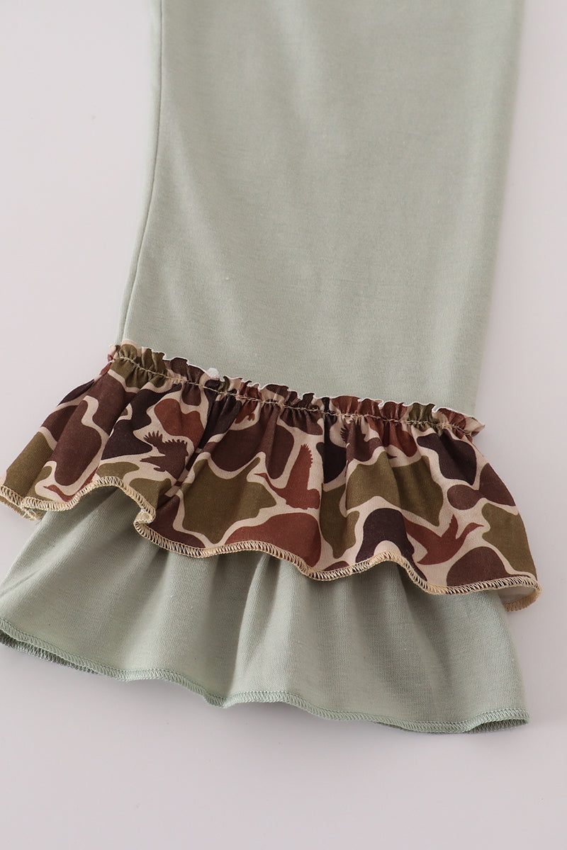 Green camouflage hunting embroidery ruffle pants set